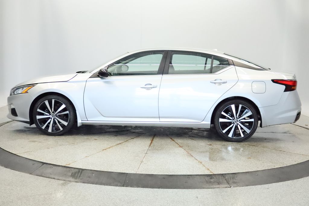 Thumbnail: 2022 Nissan Altima - 2