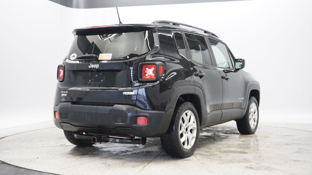 Thumbnail: 2017 Jeep Renegade - 6