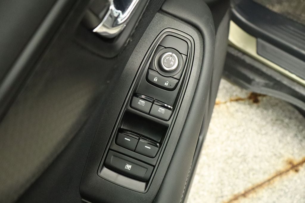 Thumbnail: 2025 Subaru Outback - 33