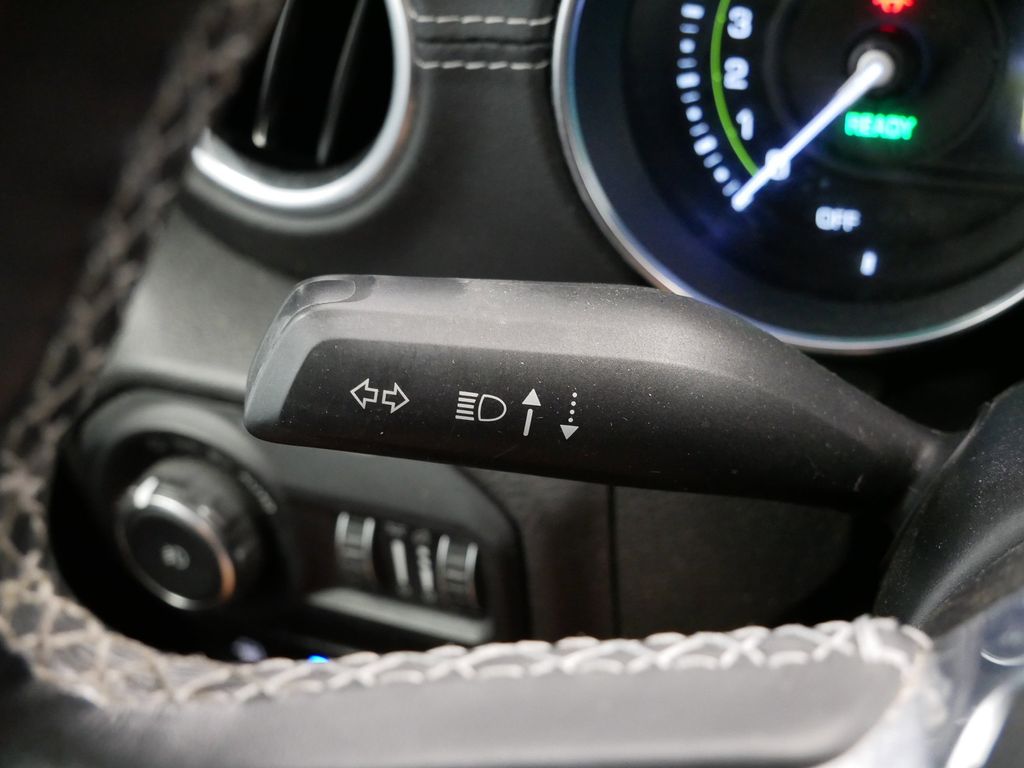 Thumbnail: 2022 Jeep Wrangler - 27