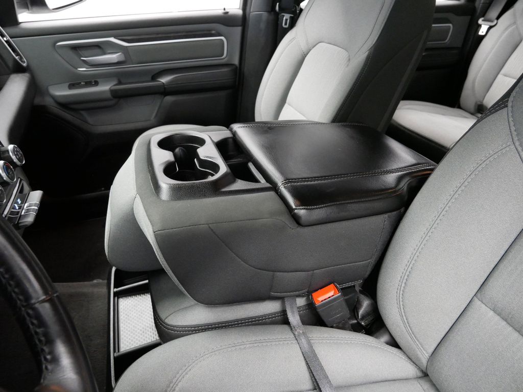 Thumbnail: 2022 RAM 1500 - 4