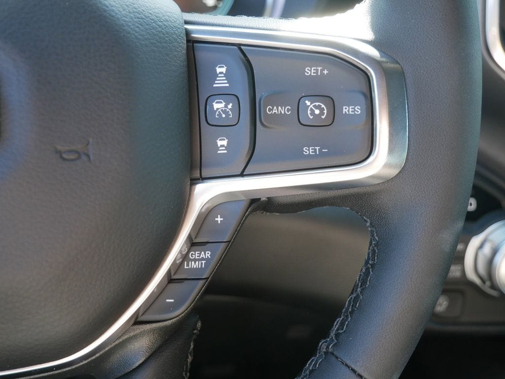 Thumbnail: 2025 RAM 1500 - 34
