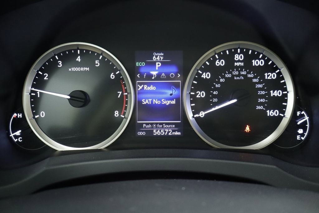Thumbnail: 2015 Lexus IS - 26