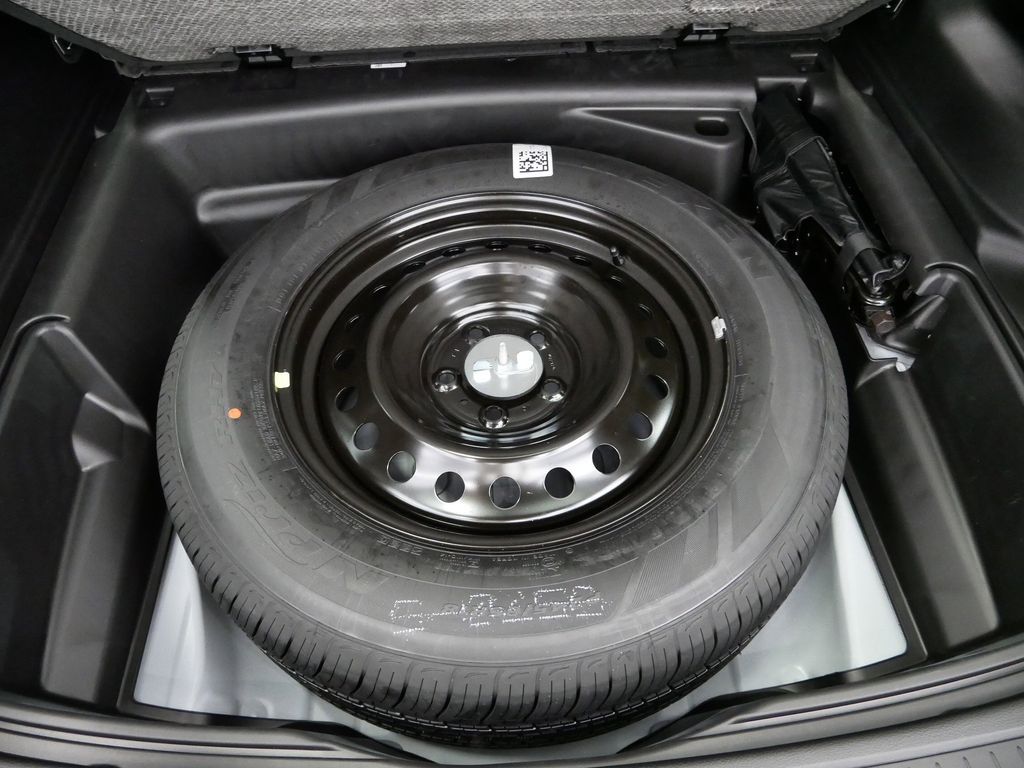 Thumbnail: 2025 Jeep Grand Cherokee - 13