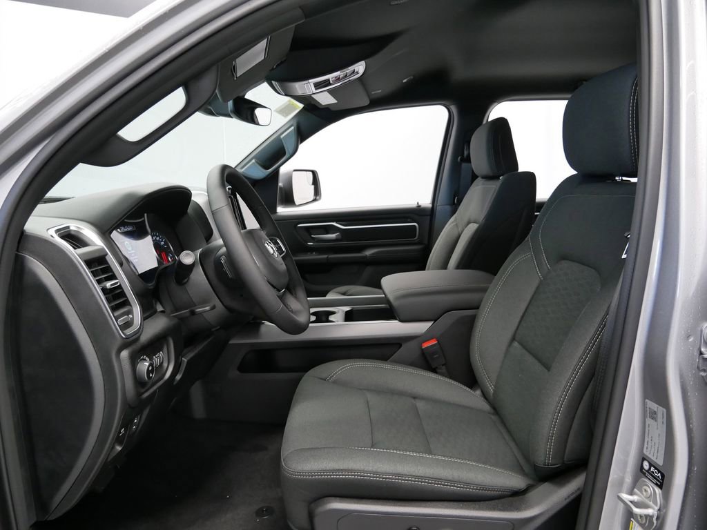 Thumbnail: 2026 RAM 1500 - 3