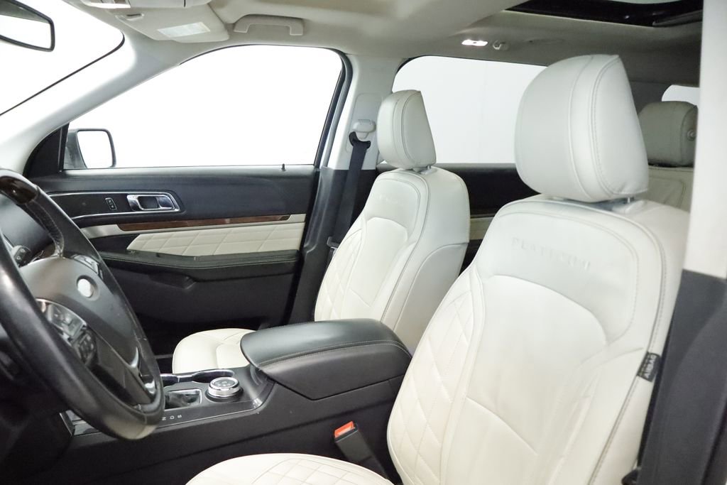 Thumbnail: 2019 Ford Explorer - 27
