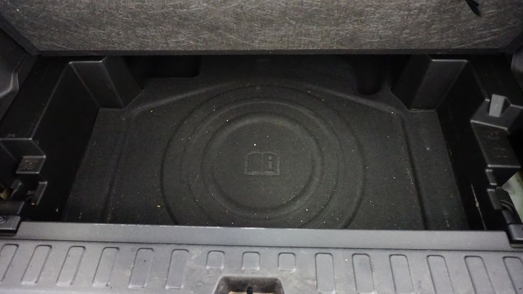 Thumbnail: 2020 Chevrolet Equinox - 19