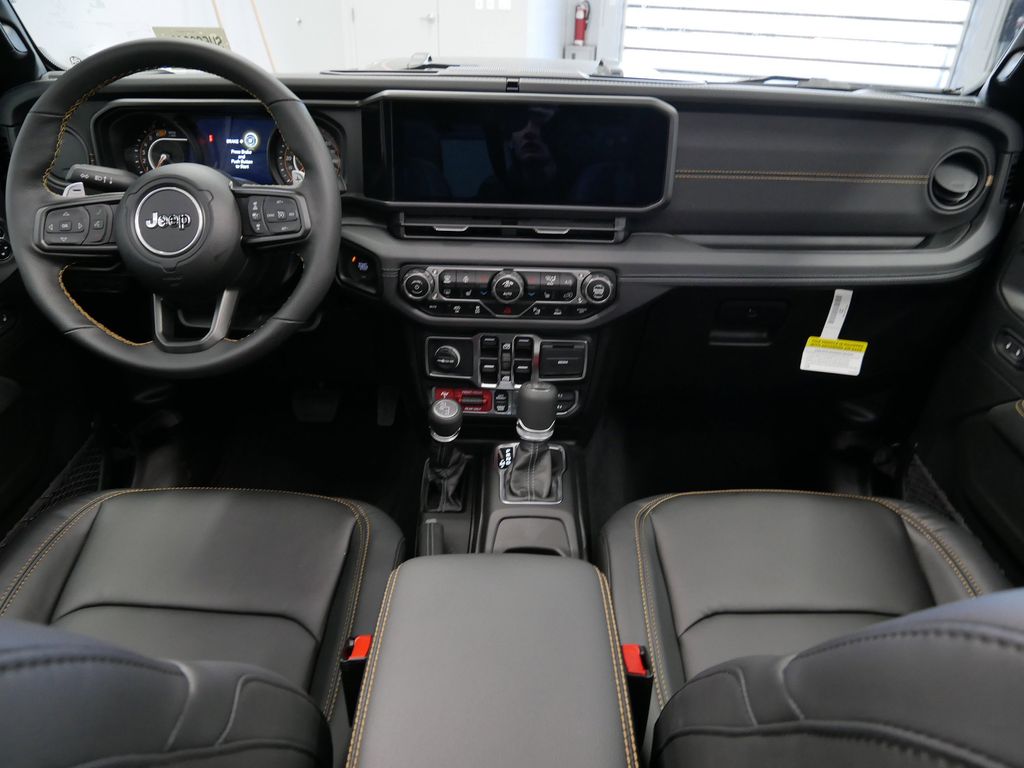 Thumbnail: 2025 Jeep Wrangler - 29