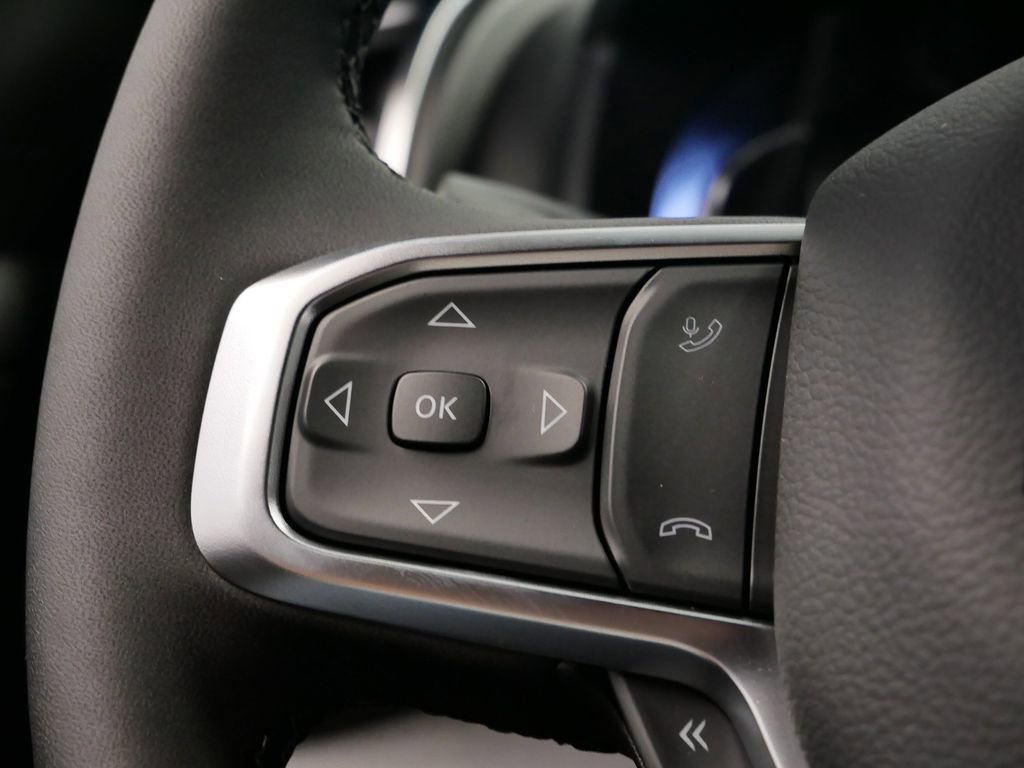 Thumbnail: 2026 RAM 1500 - 21