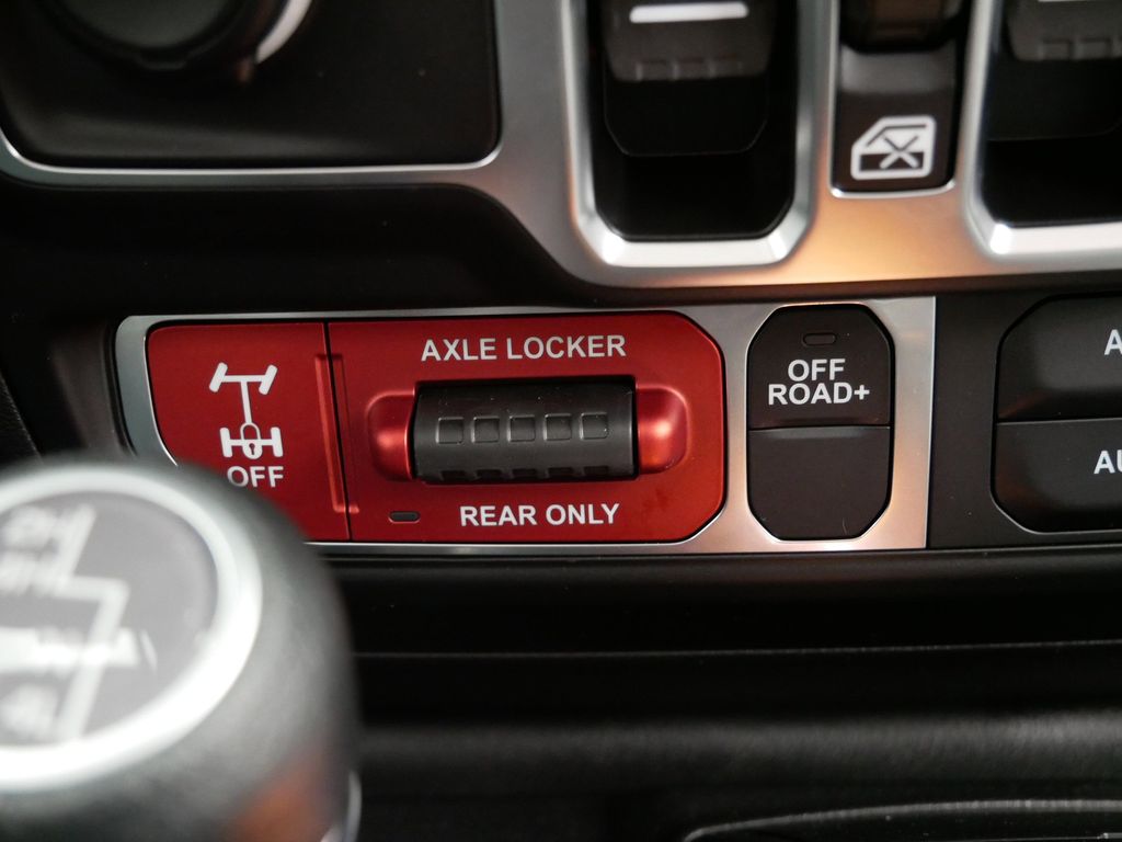 Thumbnail: 2026 Jeep Wrangler - 36