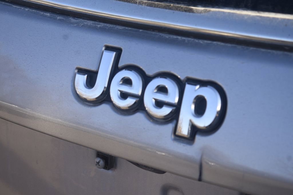 Thumbnail: 2018 Jeep Compass - 19