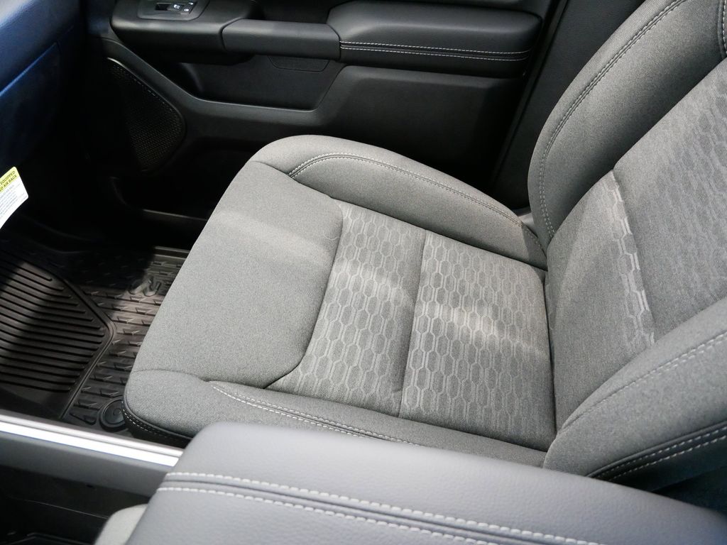 Thumbnail: 2026 RAM 1500 - 34