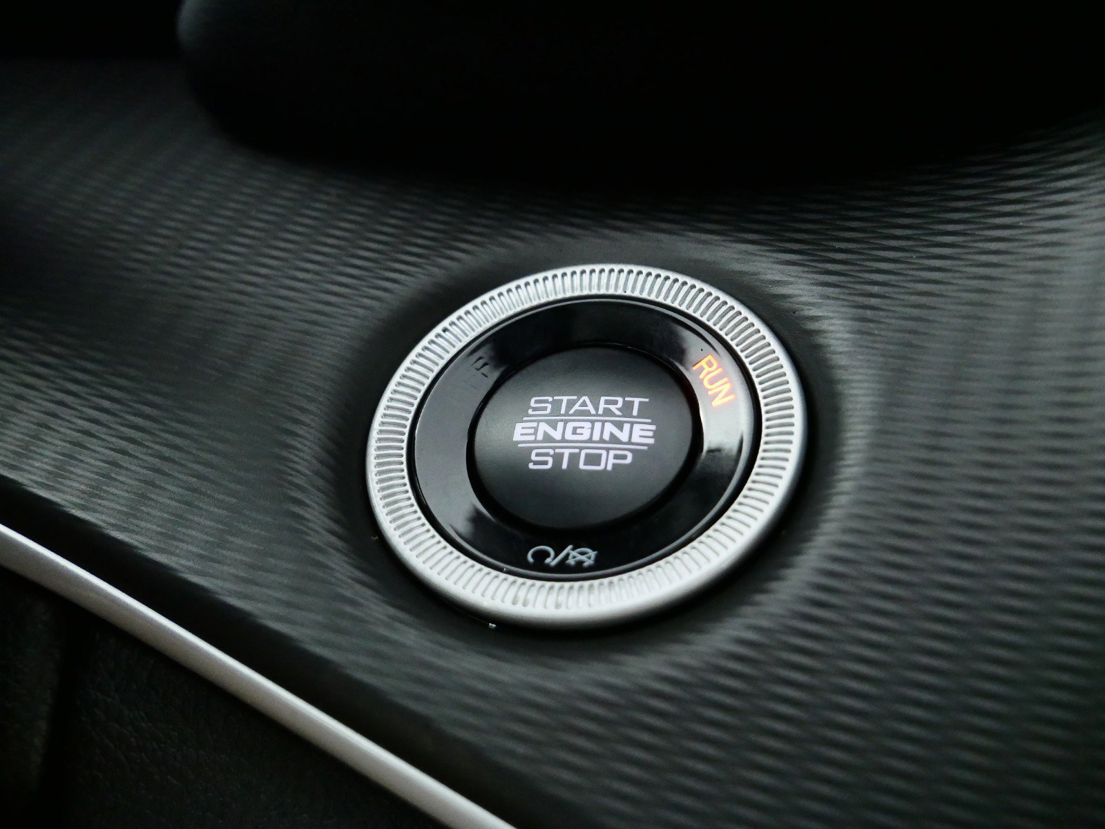 Thumbnail: 2025 Jeep Grand Cherokee - 43