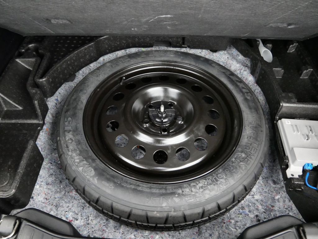 Thumbnail: 2023 Ford Escape - 15