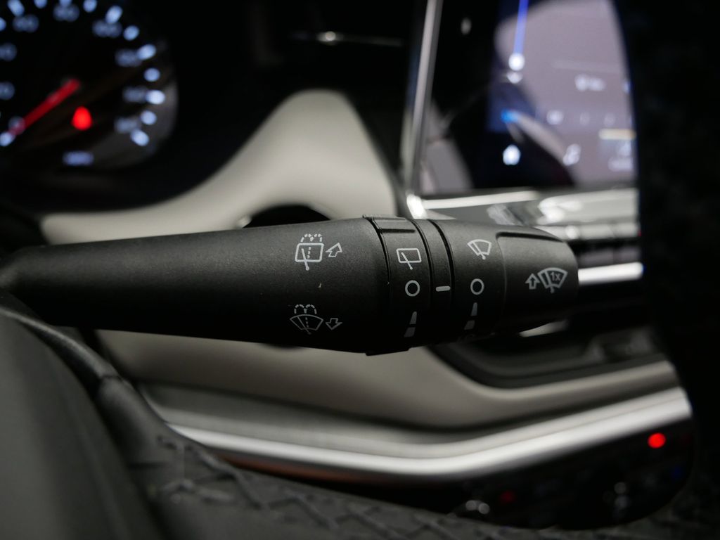 Thumbnail: 2025 Jeep Compass - 24