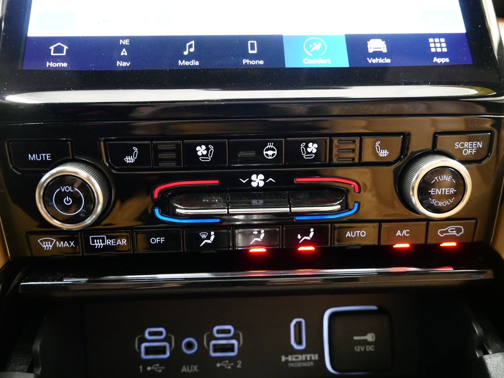Thumbnail: 2023 Jeep Grand Cherokee - 47