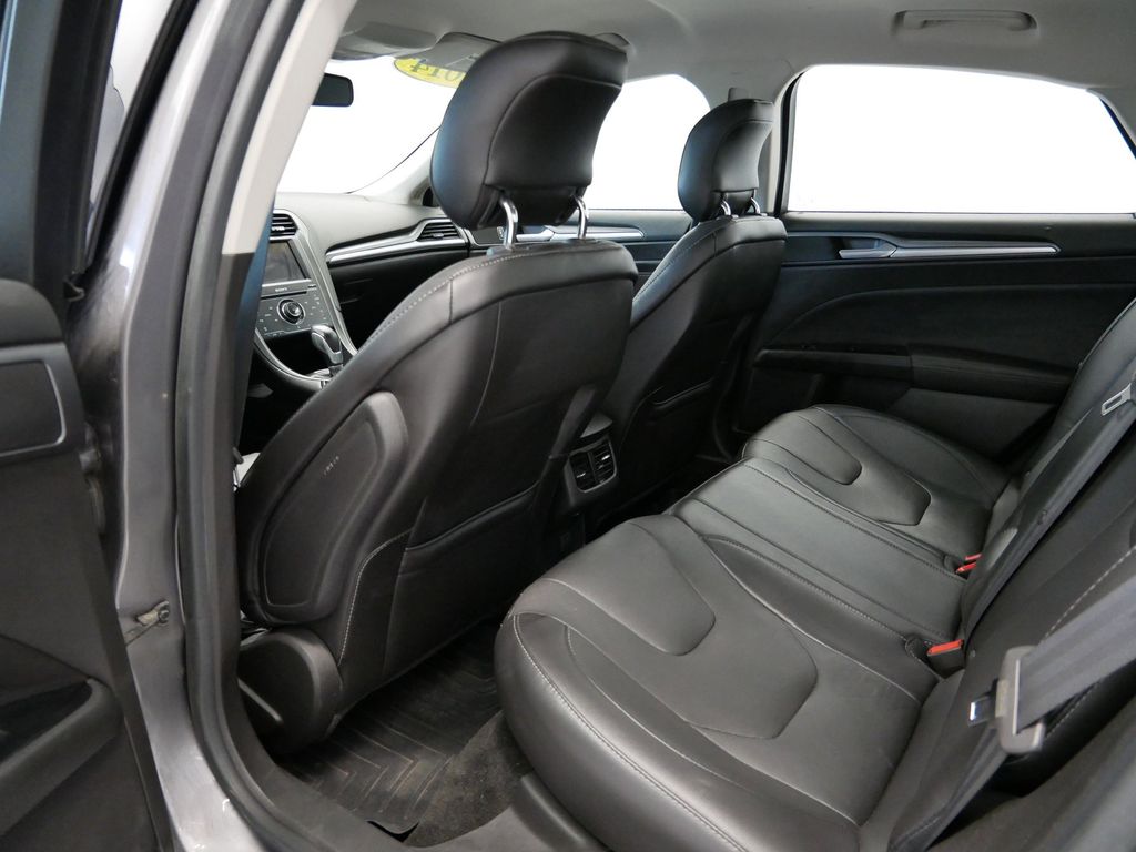 Thumbnail: 2014 Ford Fusion - 3