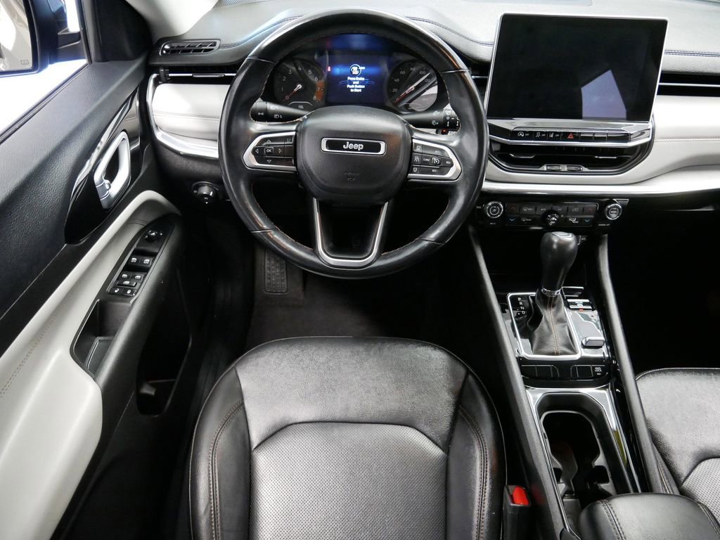 Thumbnail: 2022 Jeep Compass - 15