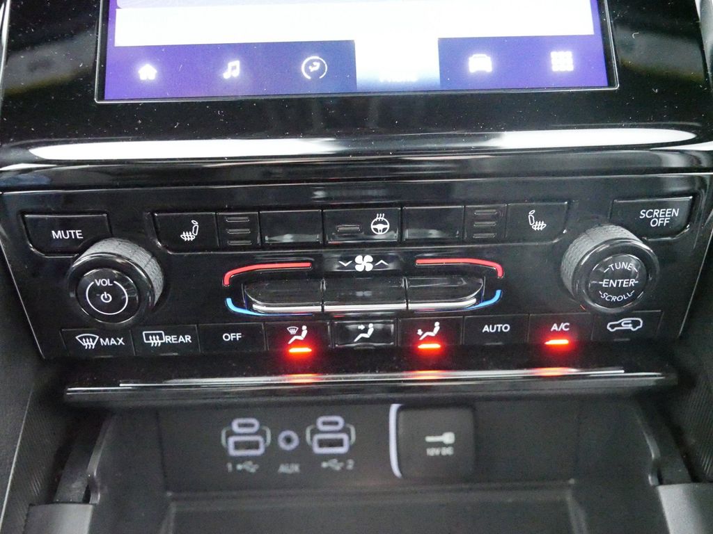 Thumbnail: 2024 Jeep Grand Cherokee - 47