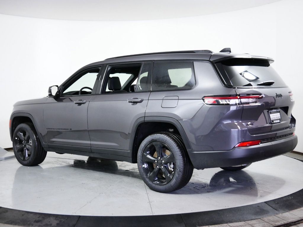 Thumbnail: 2025 Jeep Grand Cherokee L - 13