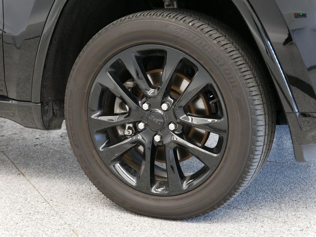 Thumbnail: 2022 Jeep Grand Cherokee - 51