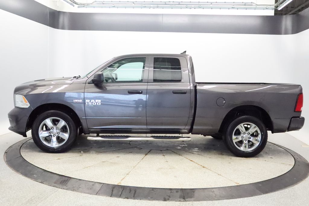 Thumbnail: 2019 RAM 1500 Classic - 2