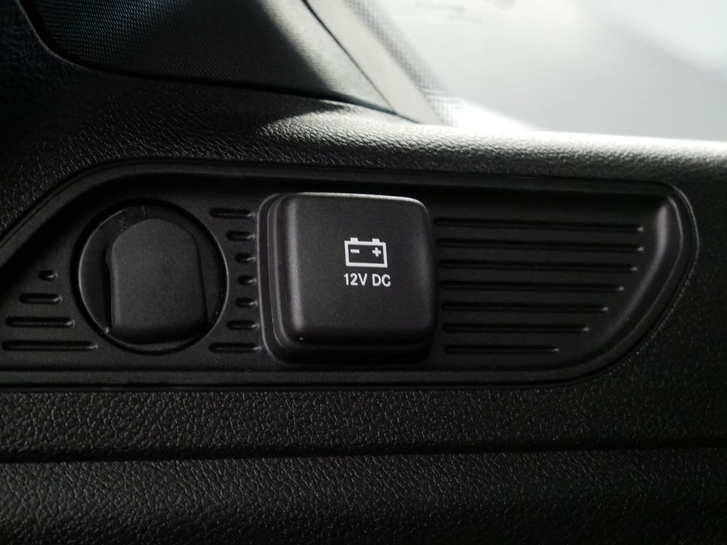 Thumbnail: 2025 Jeep Grand Cherokee - 14