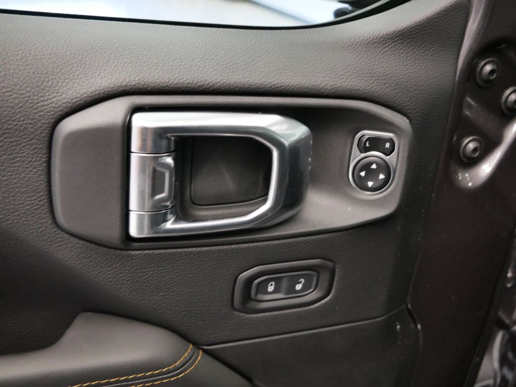 Thumbnail: 2025 Jeep Wrangler - 6