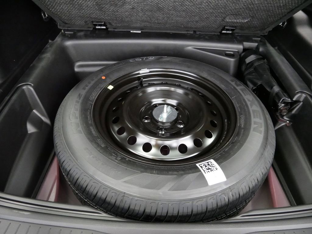 Thumbnail: 2025 Jeep Grand Cherokee - 13