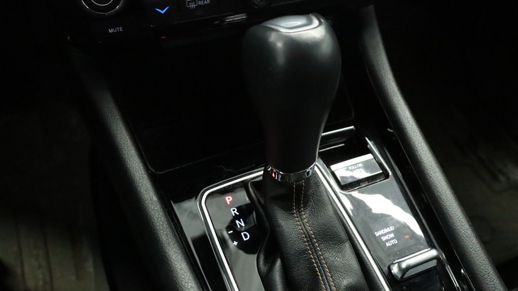 Thumbnail: 2022 Jeep Compass - 38