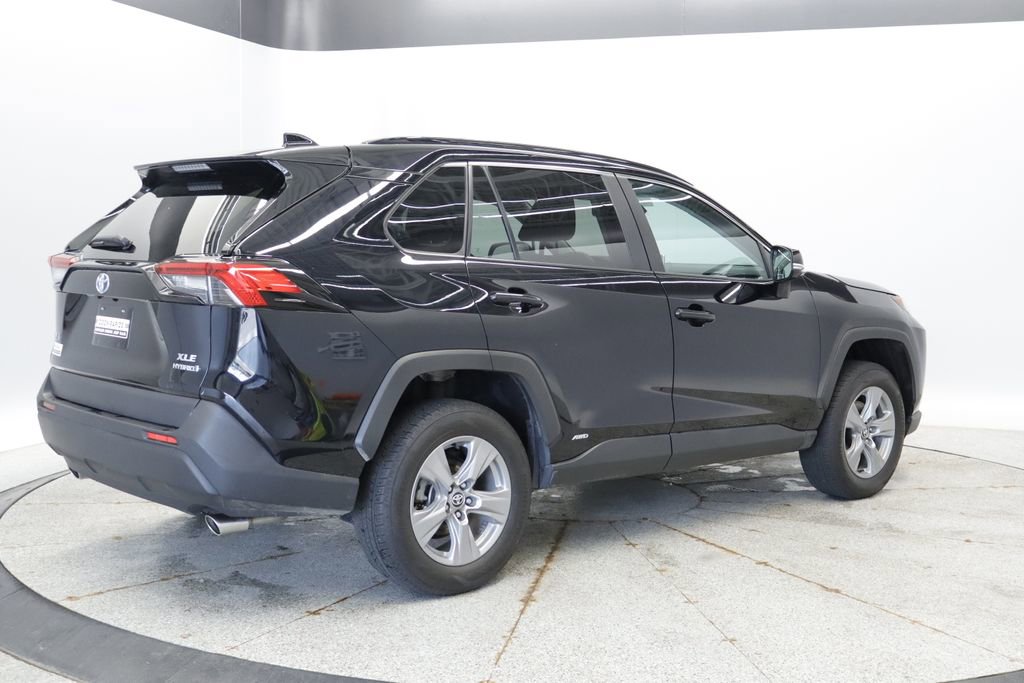 Thumbnail: 2023 Toyota RAV4 - 6