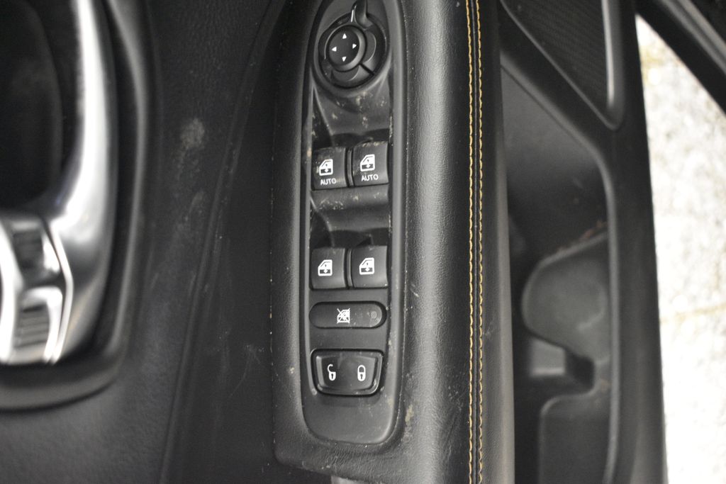 Thumbnail: 2019 Jeep Compass - 21