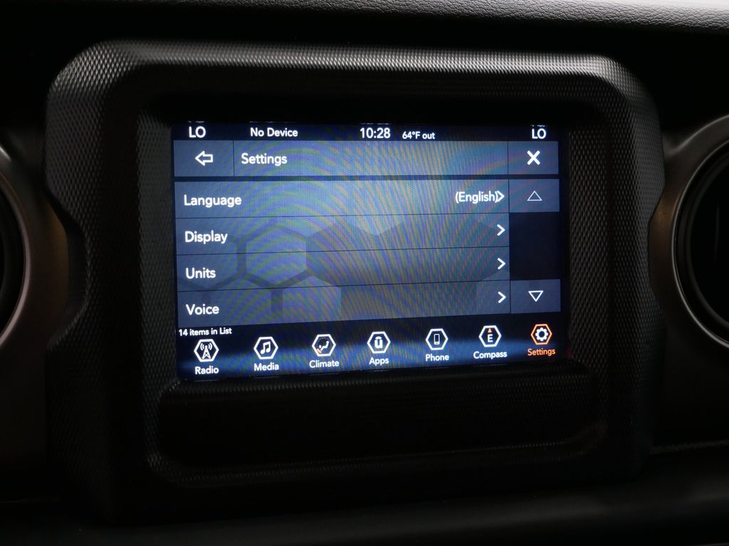 Thumbnail: 2019 Jeep Wrangler - 23