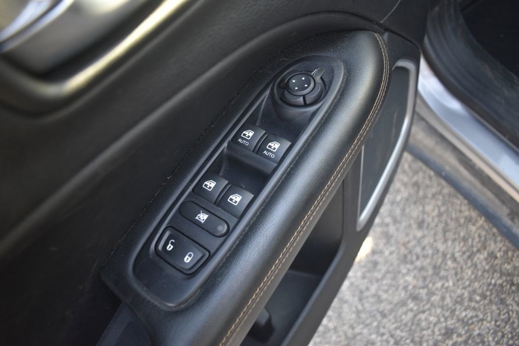 Thumbnail: 2018 Jeep Compass - 6