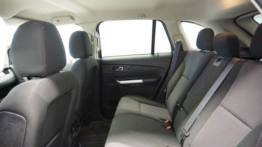 Thumbnail: 2013 Ford Edge - 15