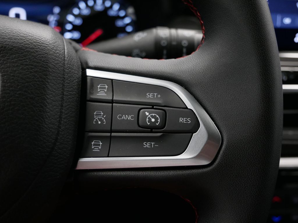 Thumbnail: 2024 Jeep Compass - 24