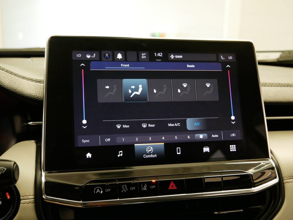 Thumbnail: 2022 Jeep Compass - 32