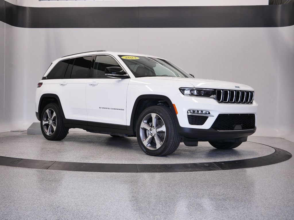 Thumbnail: 2023 Jeep Grand Cherokee - 49