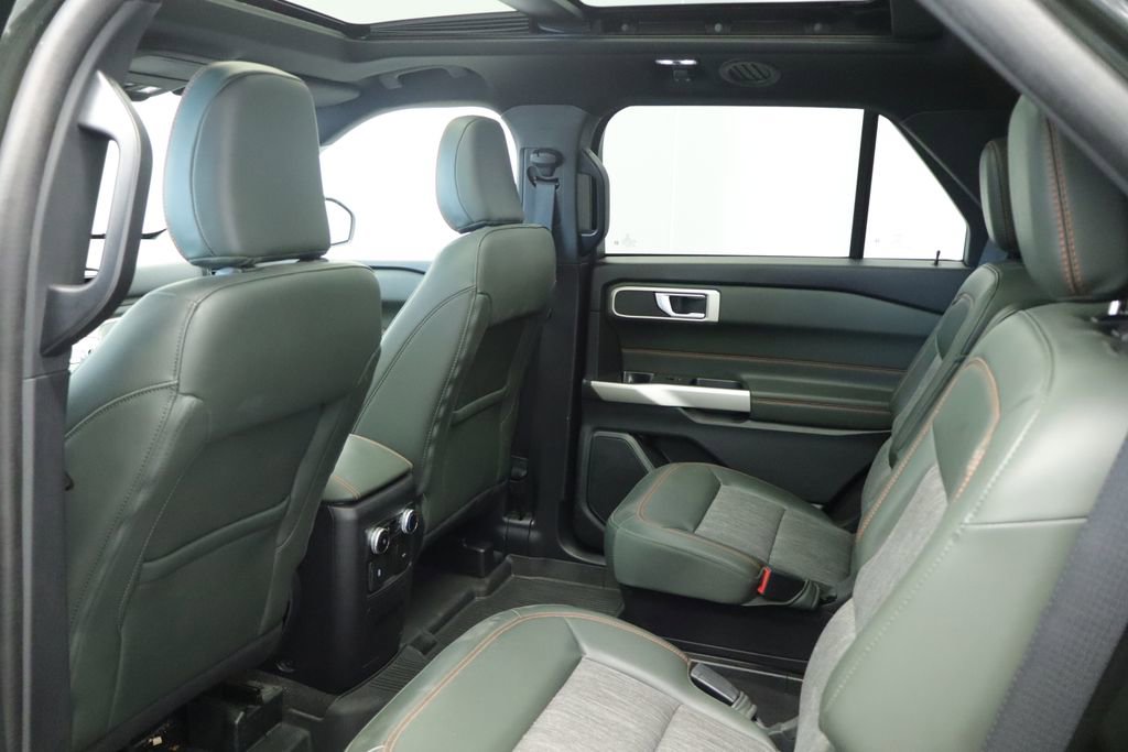 Thumbnail: 2022 Ford Explorer - 21