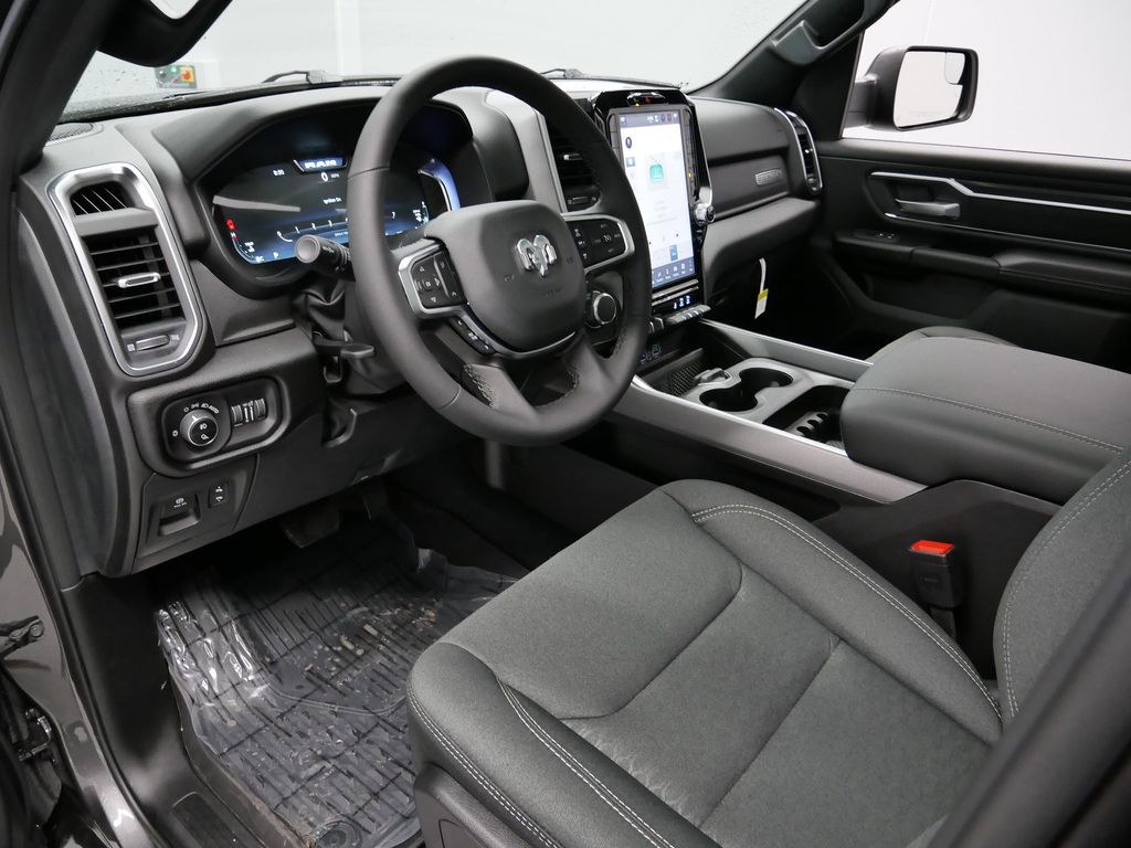 Thumbnail: 2026 RAM 1500 - 2