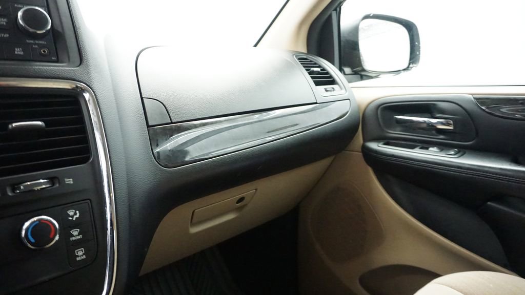 Thumbnail: 2013 Dodge Grand Caravan - 39