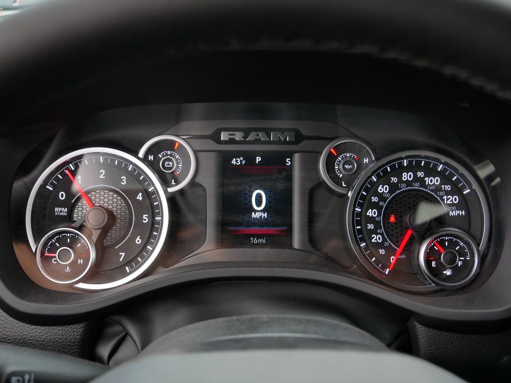 Thumbnail: 2026 RAM 1500 - 26