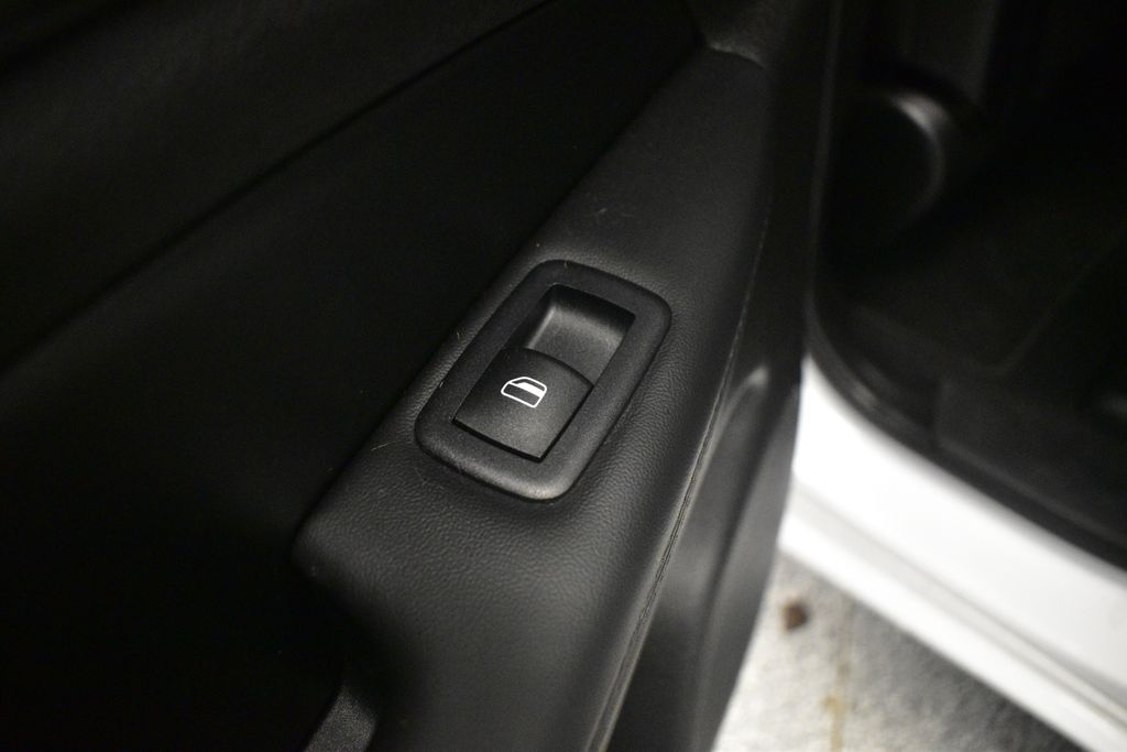 Thumbnail: 2021 Jeep Grand Cherokee - 49