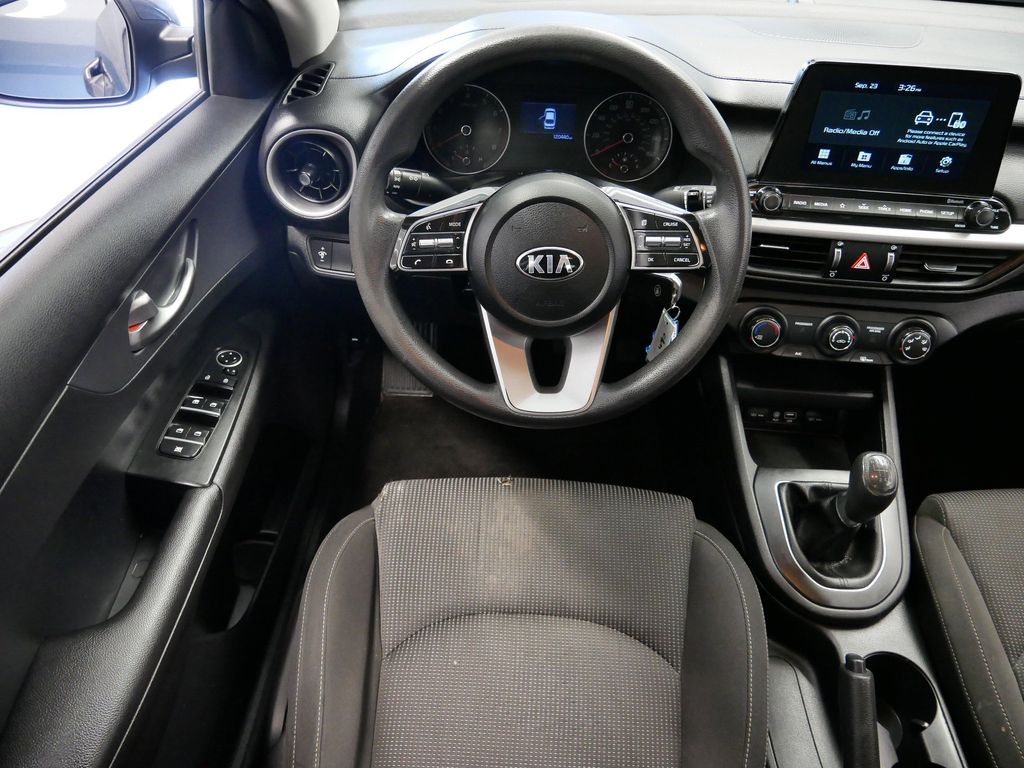 Thumbnail: 2021 Kia Forte - 13