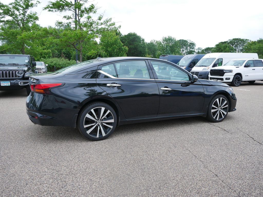 2021 Nissan Altima Platinum 6