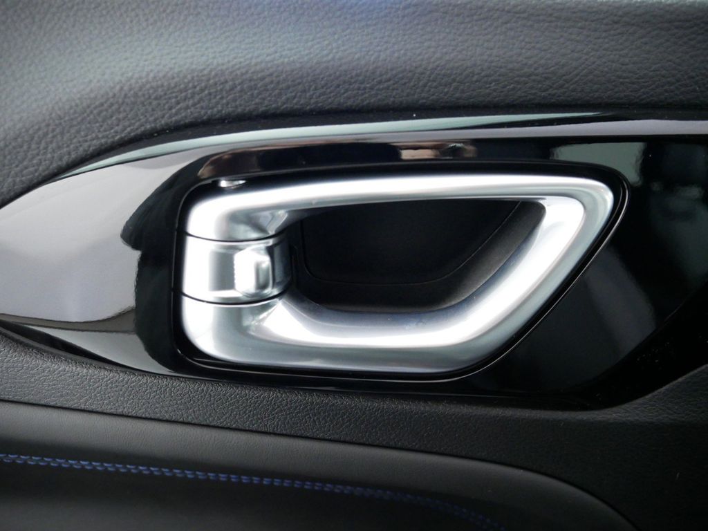 Thumbnail: 2025 Jeep Compass - 36