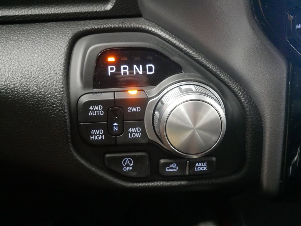 Thumbnail: 2025 RAM 1500 - 37