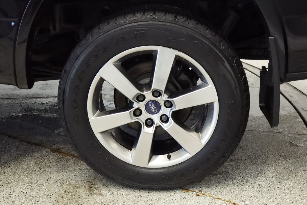 Thumbnail: 2016 Ford F-150 - 12