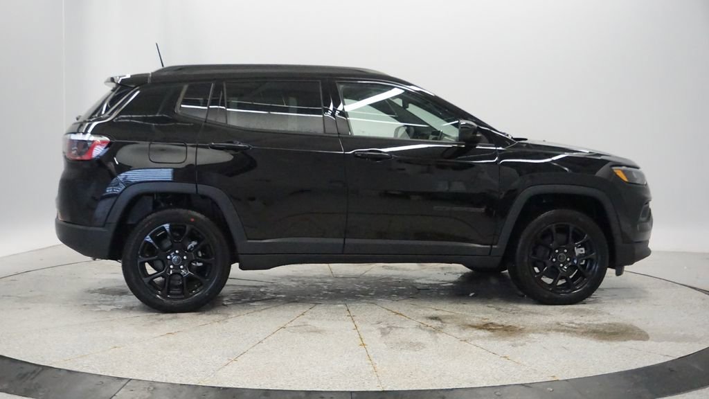 Thumbnail: 2026 Jeep Compass - 10
