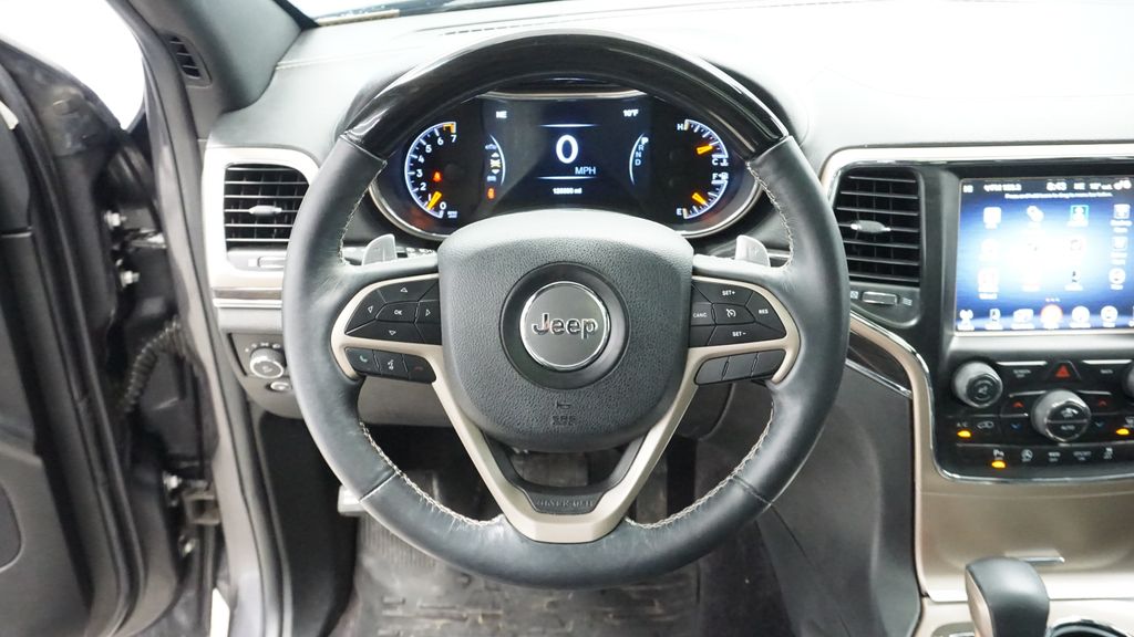 Thumbnail: 2017 Jeep Grand Cherokee - 30